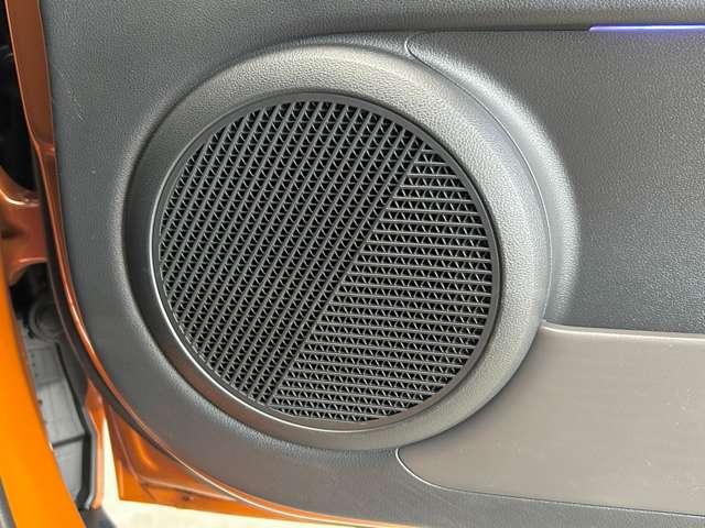 Hyundai インスター 12