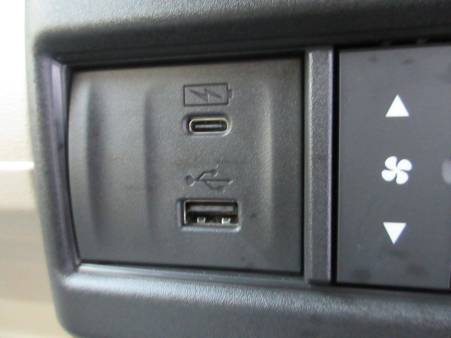 Honda N-VAN e: 12