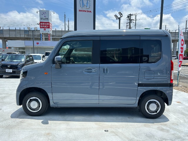 Honda N-VAN 8