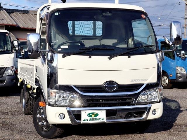 Hino Dutro 4