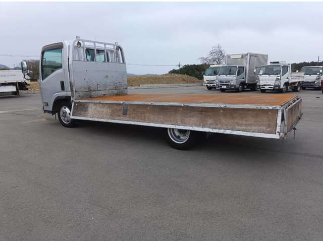 Isuzu Elf 11