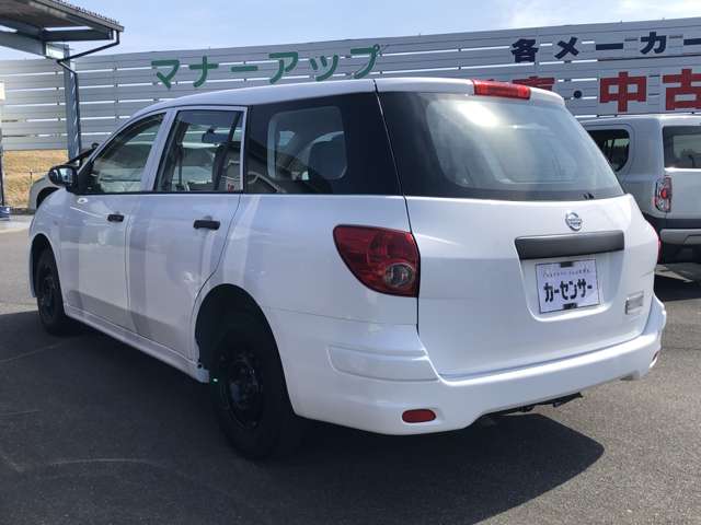 Nissan AD 4