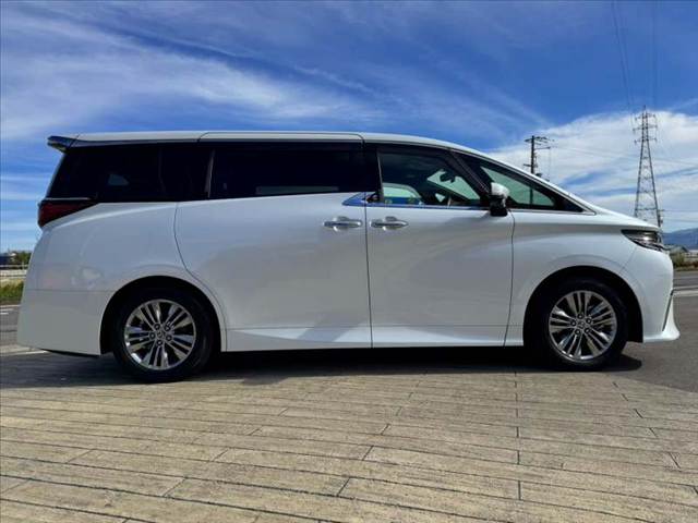 Toyota Alphard 12