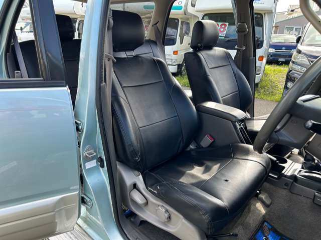 Toyota Hilux Surf 12