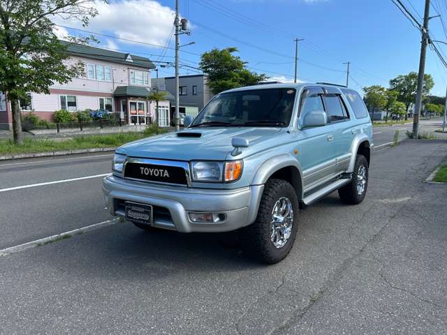 Toyota Hilux Surf 2