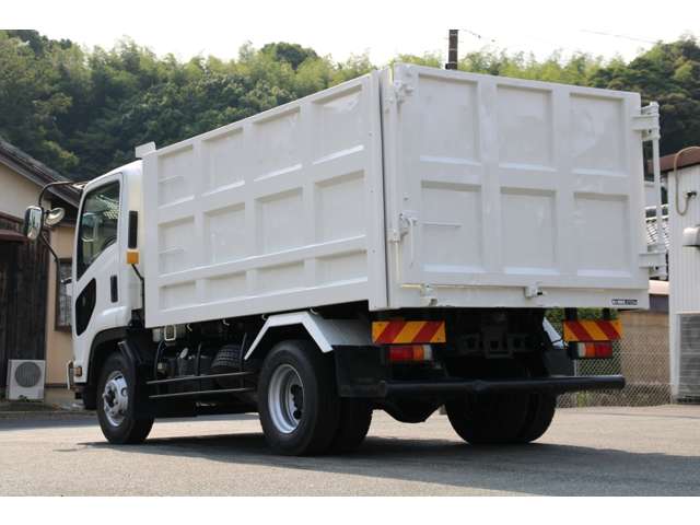 Isuzu Forward 6