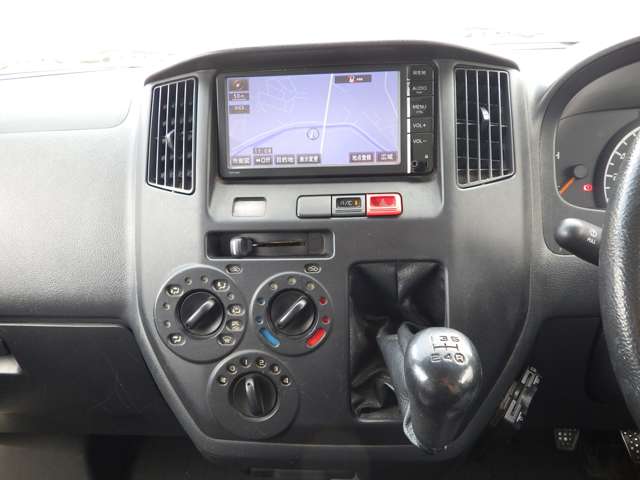Toyota Light Ace Truck 12