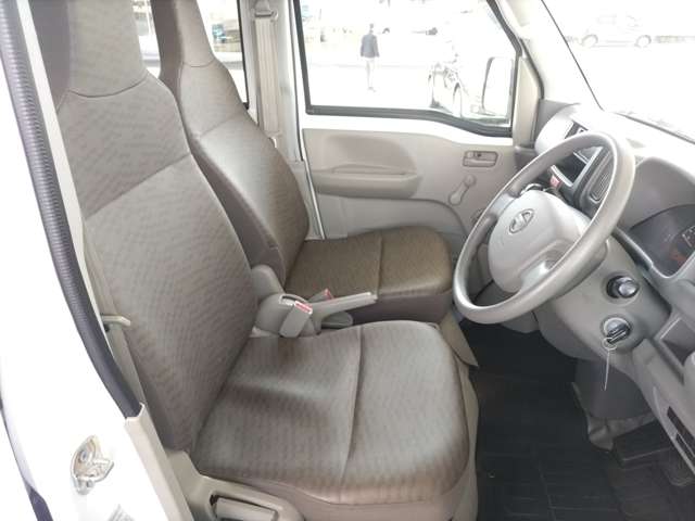 Nissan NV100 Clipper 8