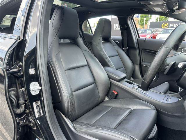 Mercedes-Benz GLA-Class 8