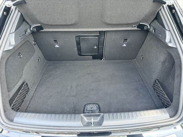 Mercedes-Benz GLA-Class 10