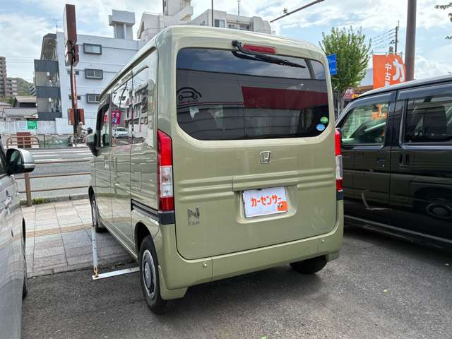 Honda N-VAN 10