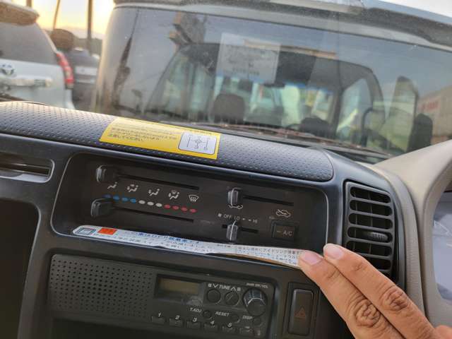 Hino Dutro 9