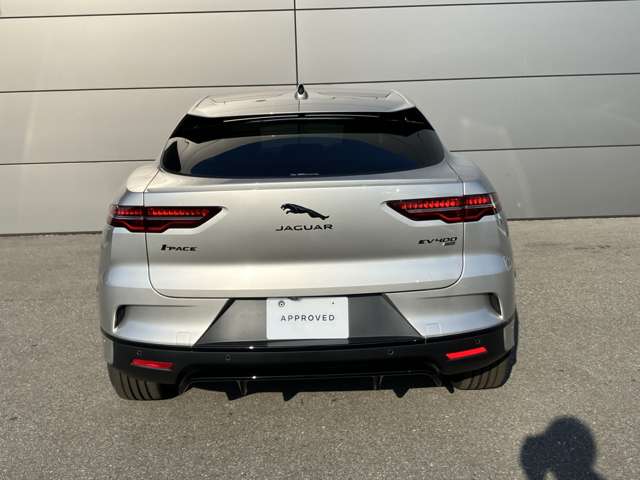 Jaguar Iペイス 10