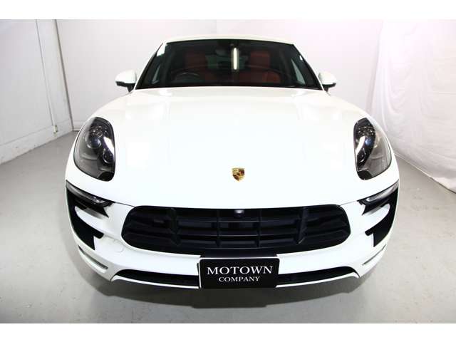 Porsche Macan 2