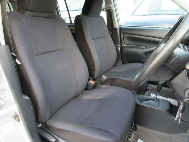 Toyota Probox Van 11