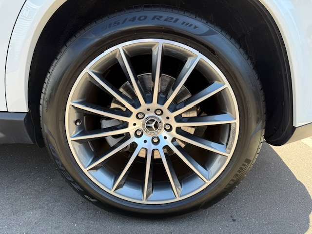 Mercedes-Benz GLE 11