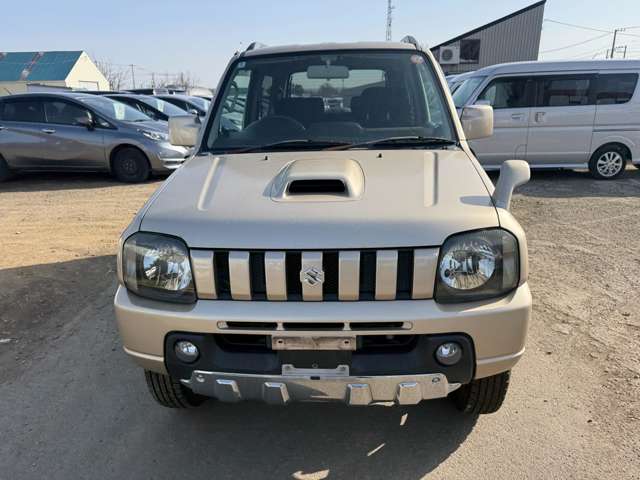 Suzuki Jimny 4