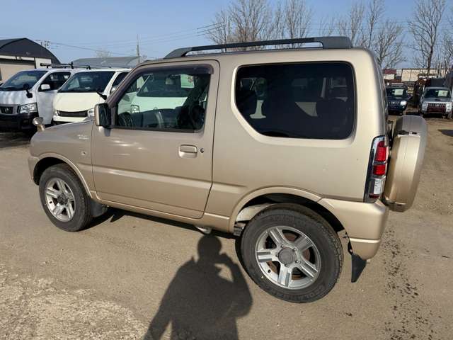 Suzuki Jimny 8