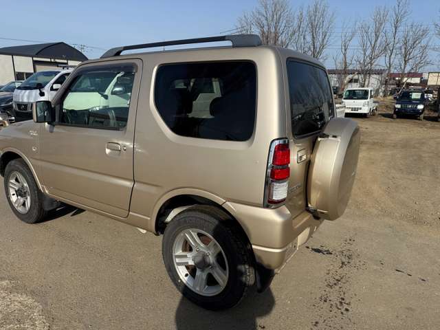 Suzuki Jimny 9