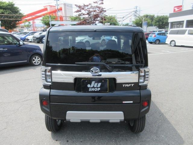 Daihatsu Taft 9