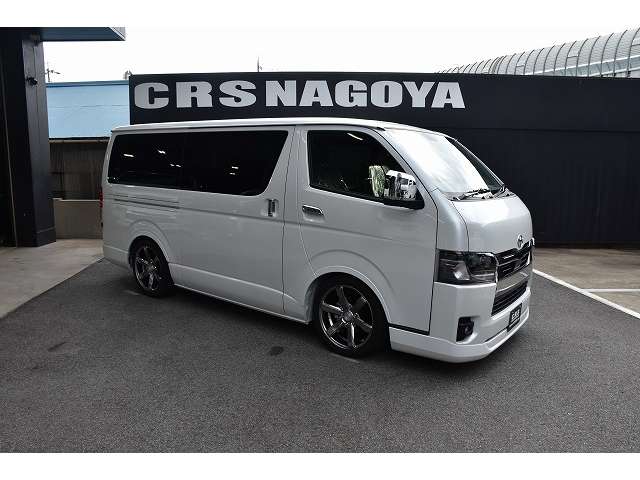Toyota Hiace Van 8