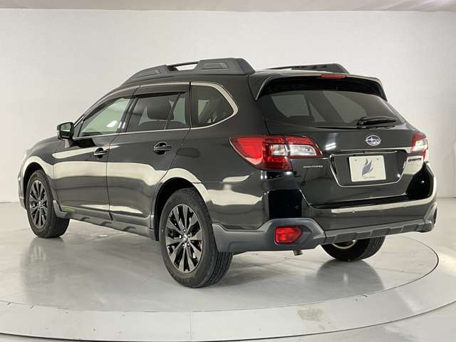 Subaru Legacy Outback 8