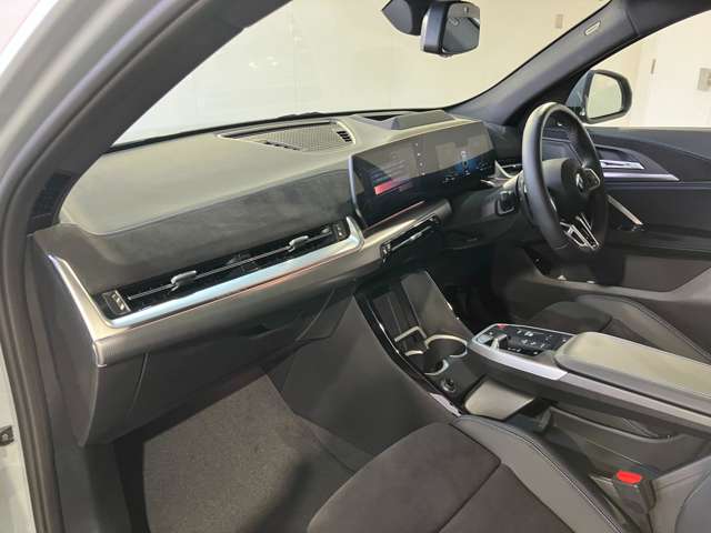 BMW X2 4