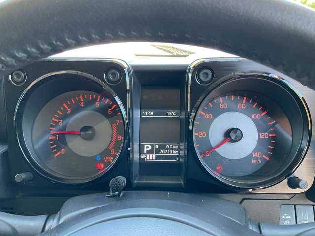 Suzuki Jimny 12
