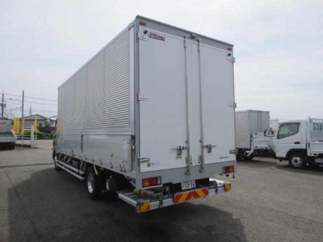 Mitsubishi Fuso Fighter 5