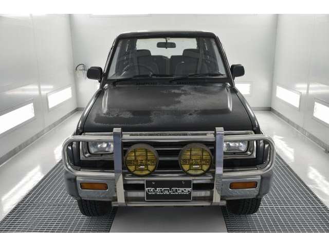 Daihatsu Rocky 5