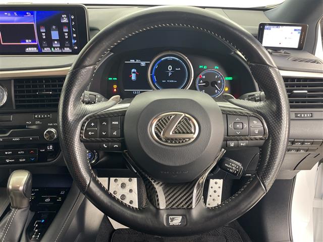 Lexus RX 11