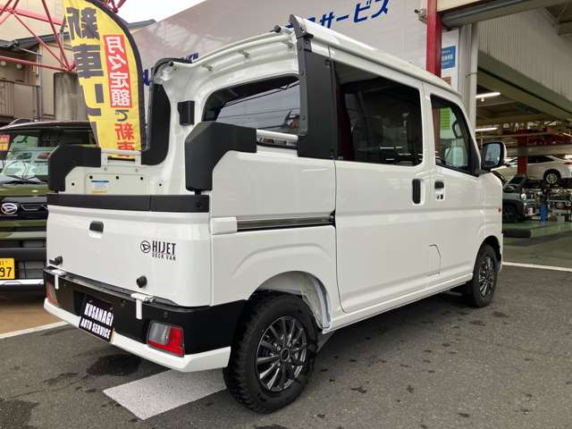 Daihatsu Hijet Deck Van 6
