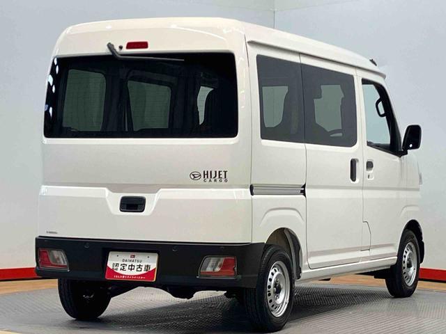 Daihatsu Hijet Cargo 2