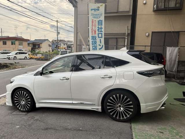 Toyota Harrier 10