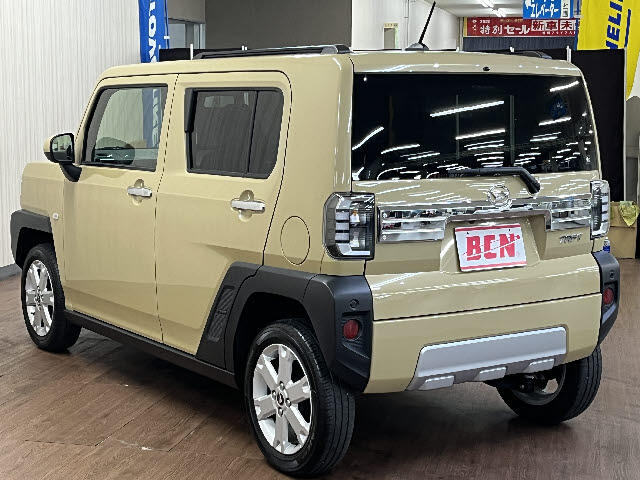 Daihatsu Taft 6