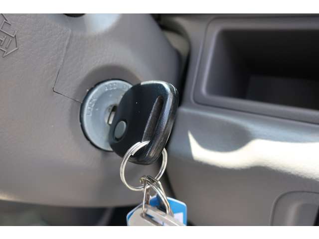 Nissan NV100 Clipper 12