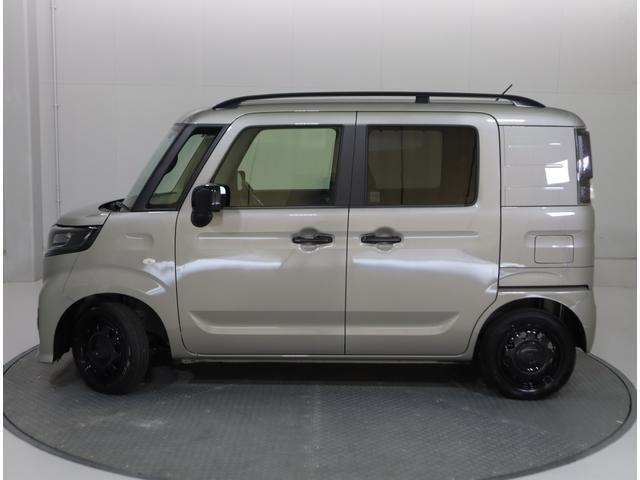Suzuki Spacia Base 9