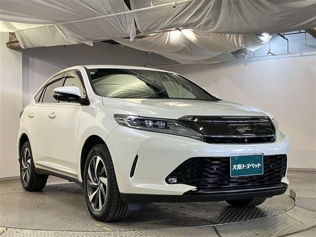 Toyota Harrier 3