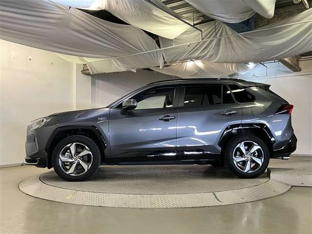 Toyota RAV4 PHV 4