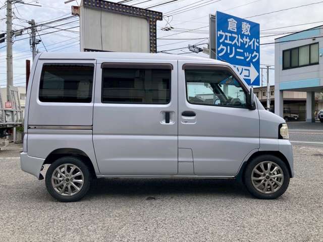 Nissan NV100 Clipper 8