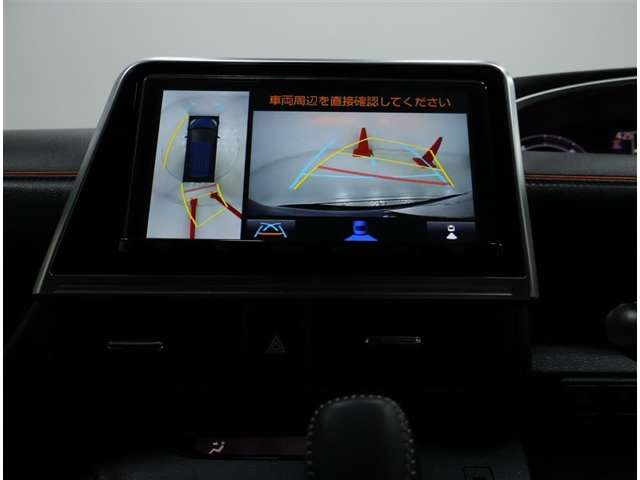 Toyota Sienta 8