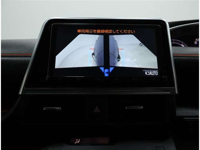 Toyota Sienta 10
