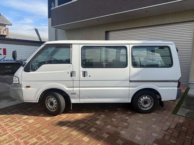 Nissan Vanette 3