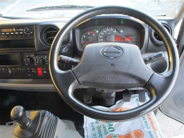 Hino Dutro 10