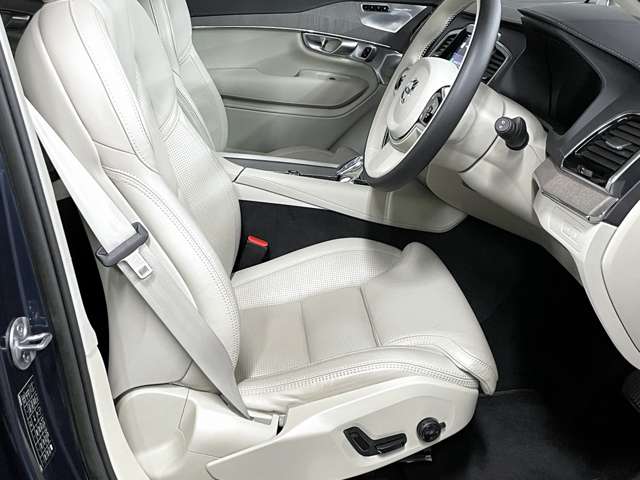 Volvo XC90 8