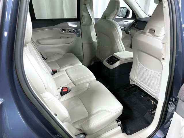 Volvo XC90 10