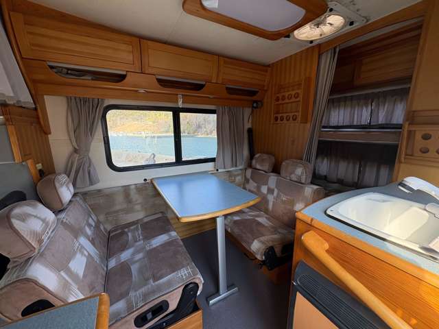 Mazda Bongo Truck 2