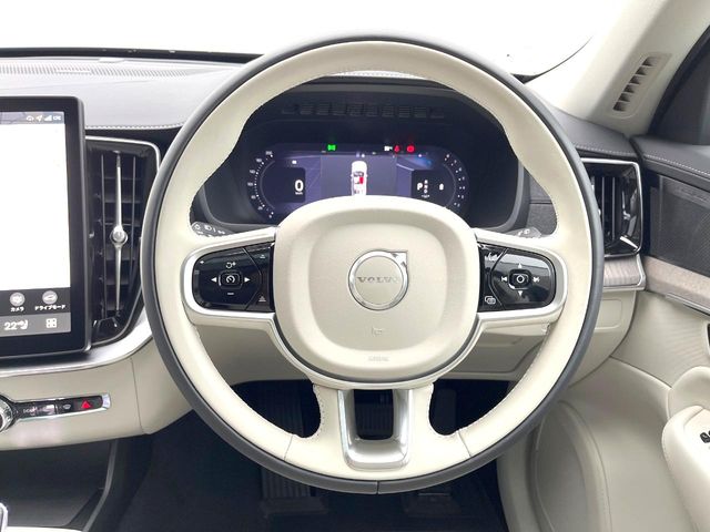 Volvo XC90 12