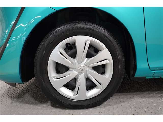 Toyota Sienta 9