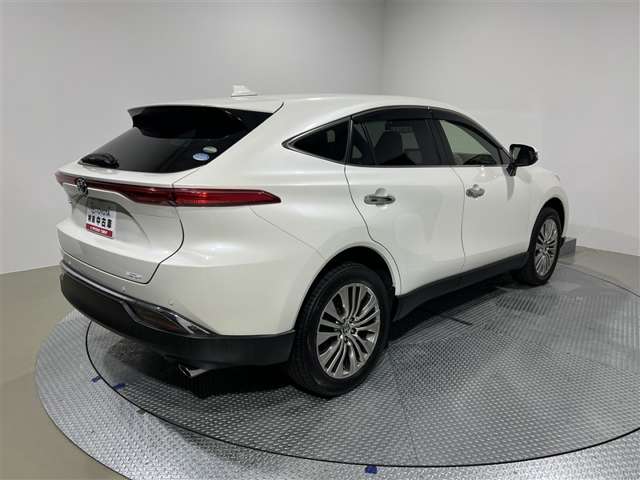 Toyota Harrier 6